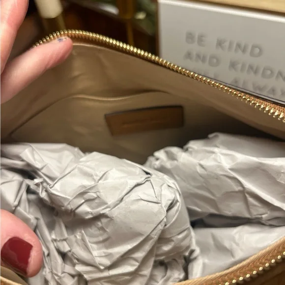 NWT. “See by Chloe” Shoulder/Crossbody - Picture 5 of 5